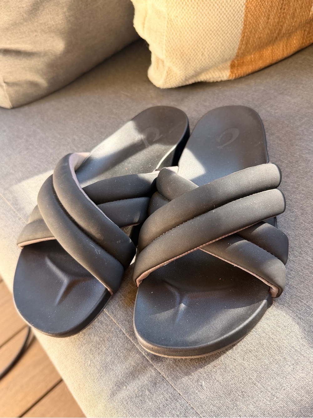 OluKai Black Padded Crossover Slide Sandals